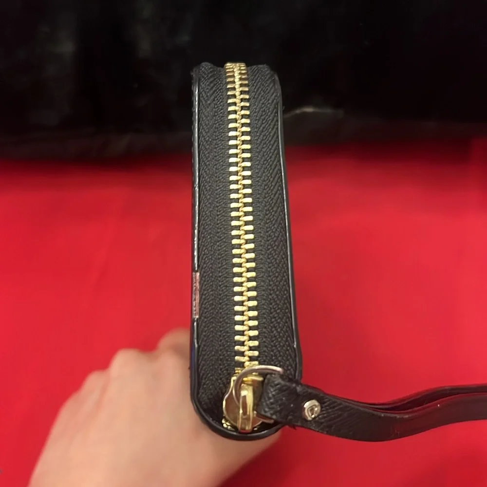 Kate Spade New York Wallet - Picture 4 of 8